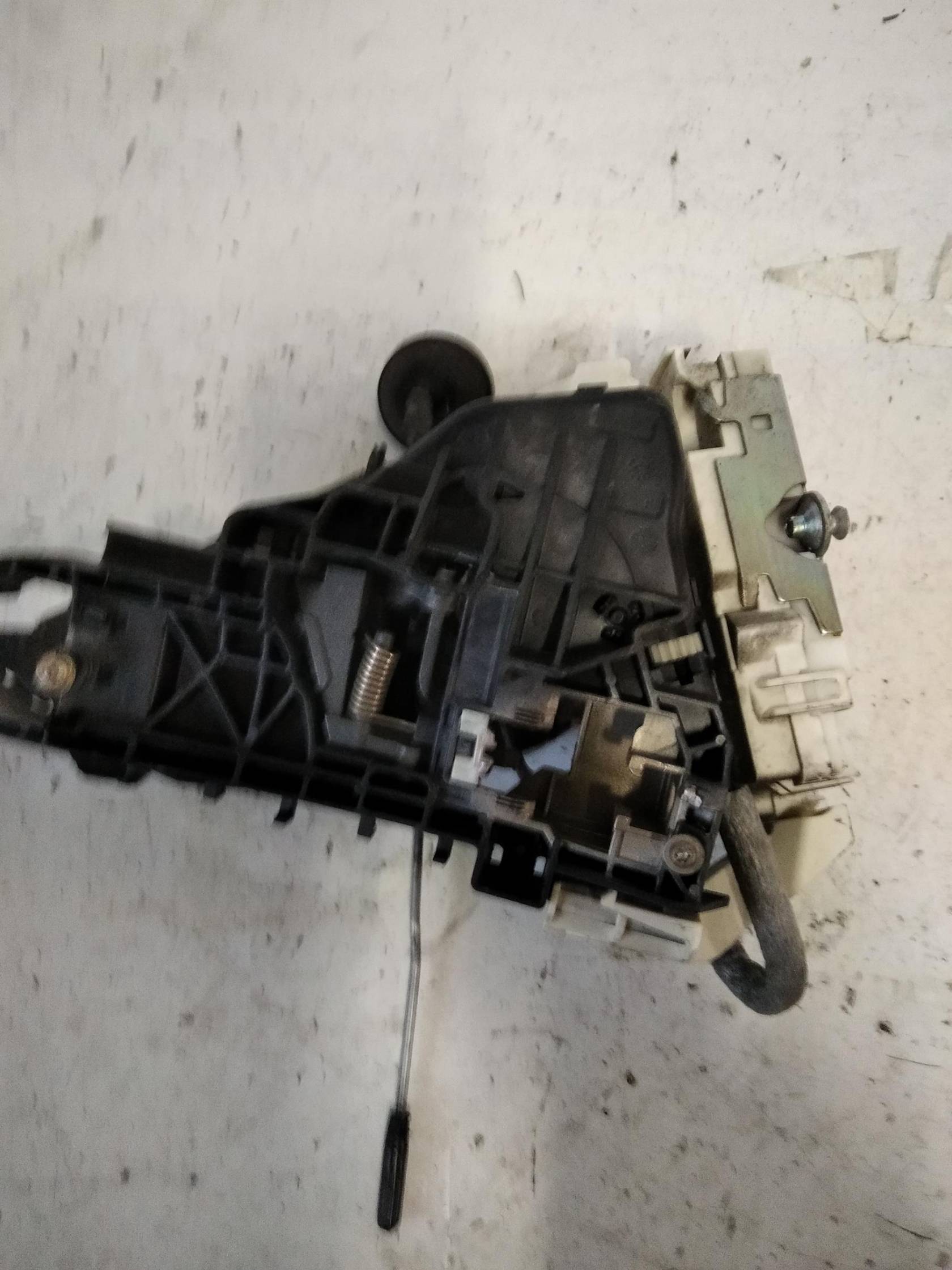 Serratura porta post. dx.